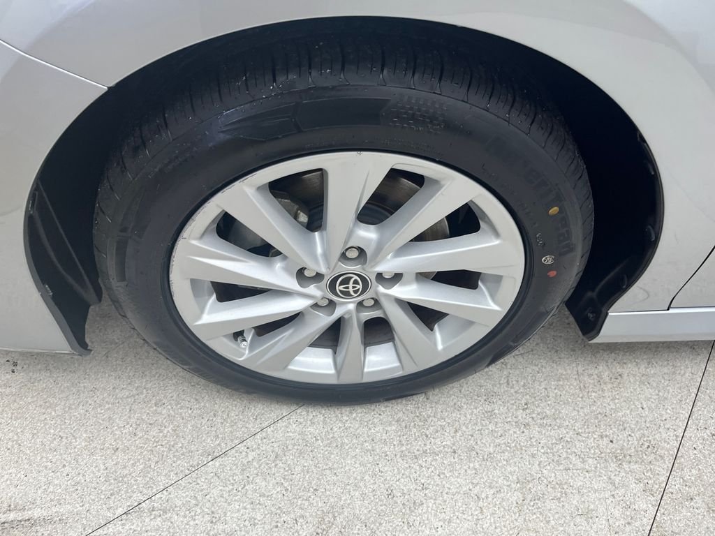 Used 2022 Silver Toyota LE image 9