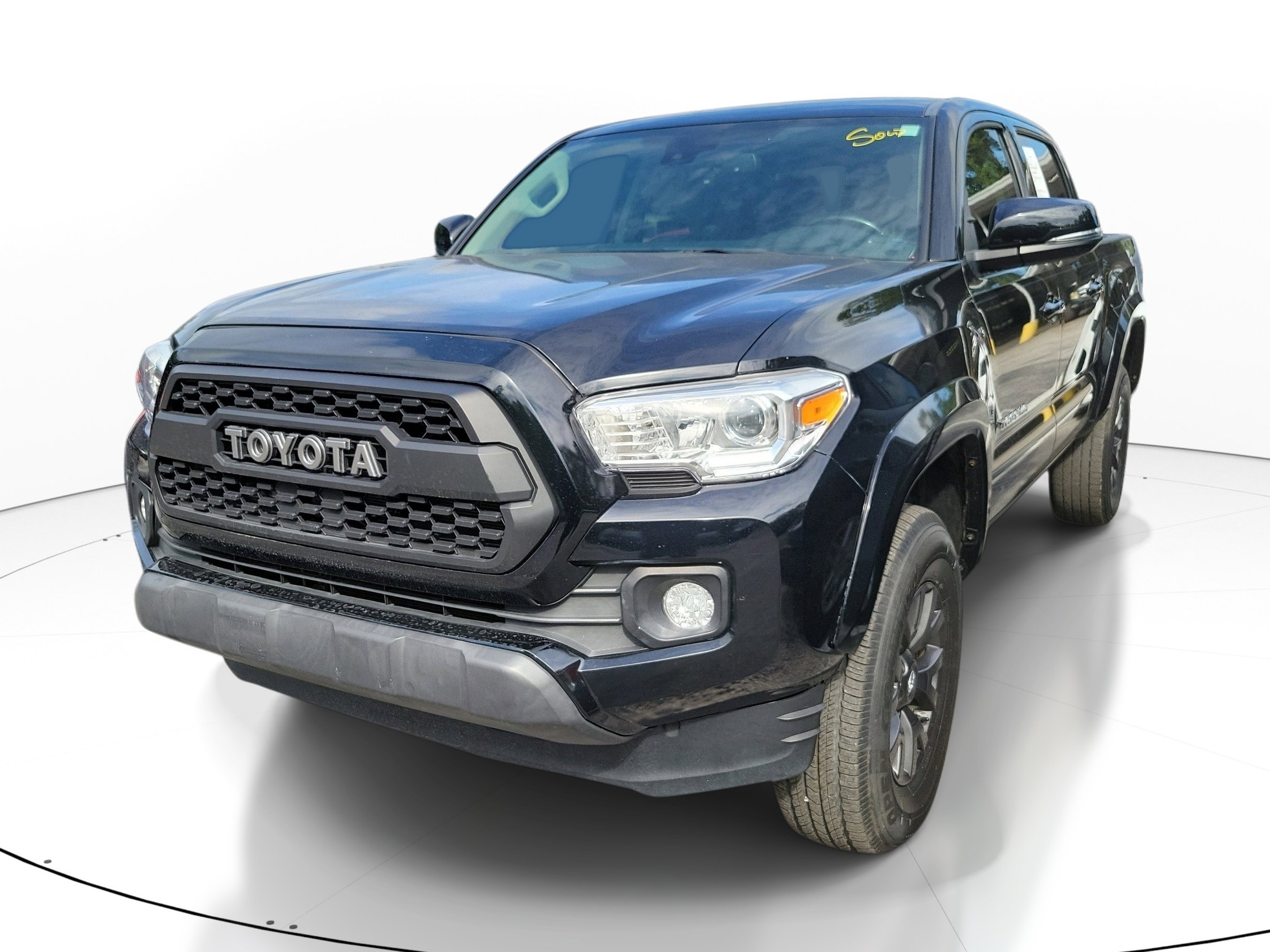 Used 2022 Midnight Black Metallic Toyota SR5 image 2