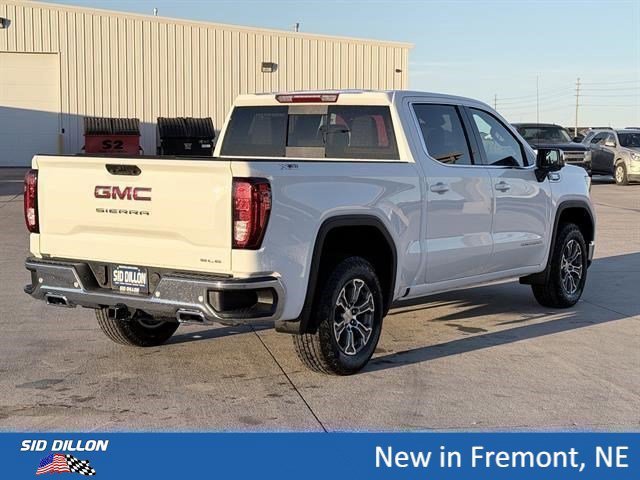 New 2026 Summit White GMC SLE image 4