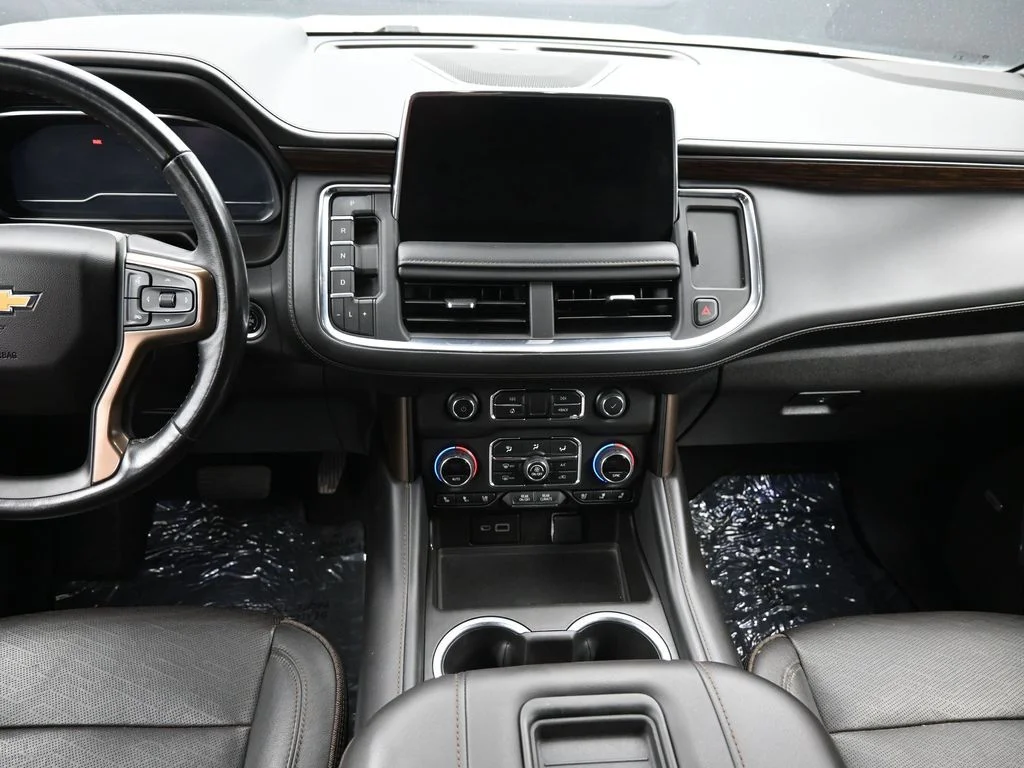 Used 2022 Beige Chevrolet High Country image 6