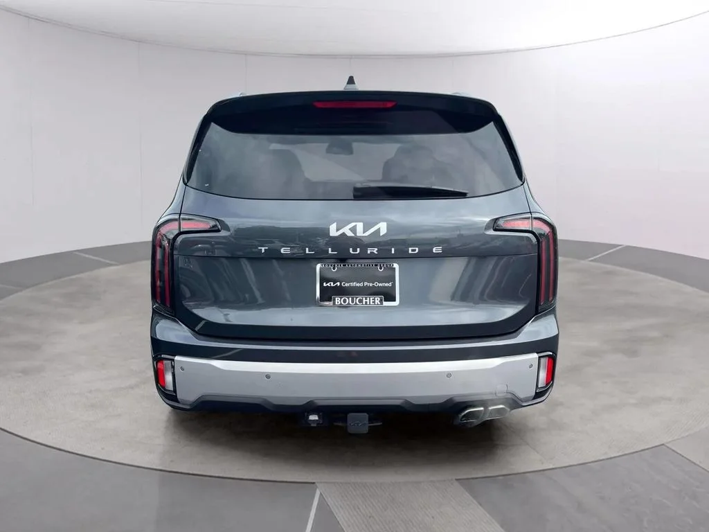 Certified Used 2024 Gravity Gray Kia EX image 4