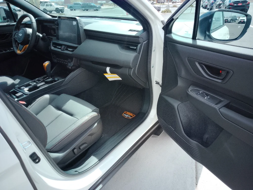 New 2026 CRYSTAL WHITE PEARL Subaru Wilderness image 16