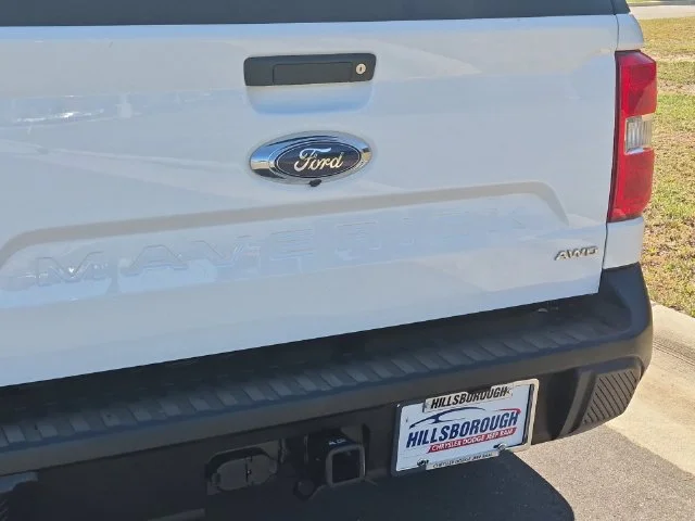 Used 2024 White Ford XLT image 22