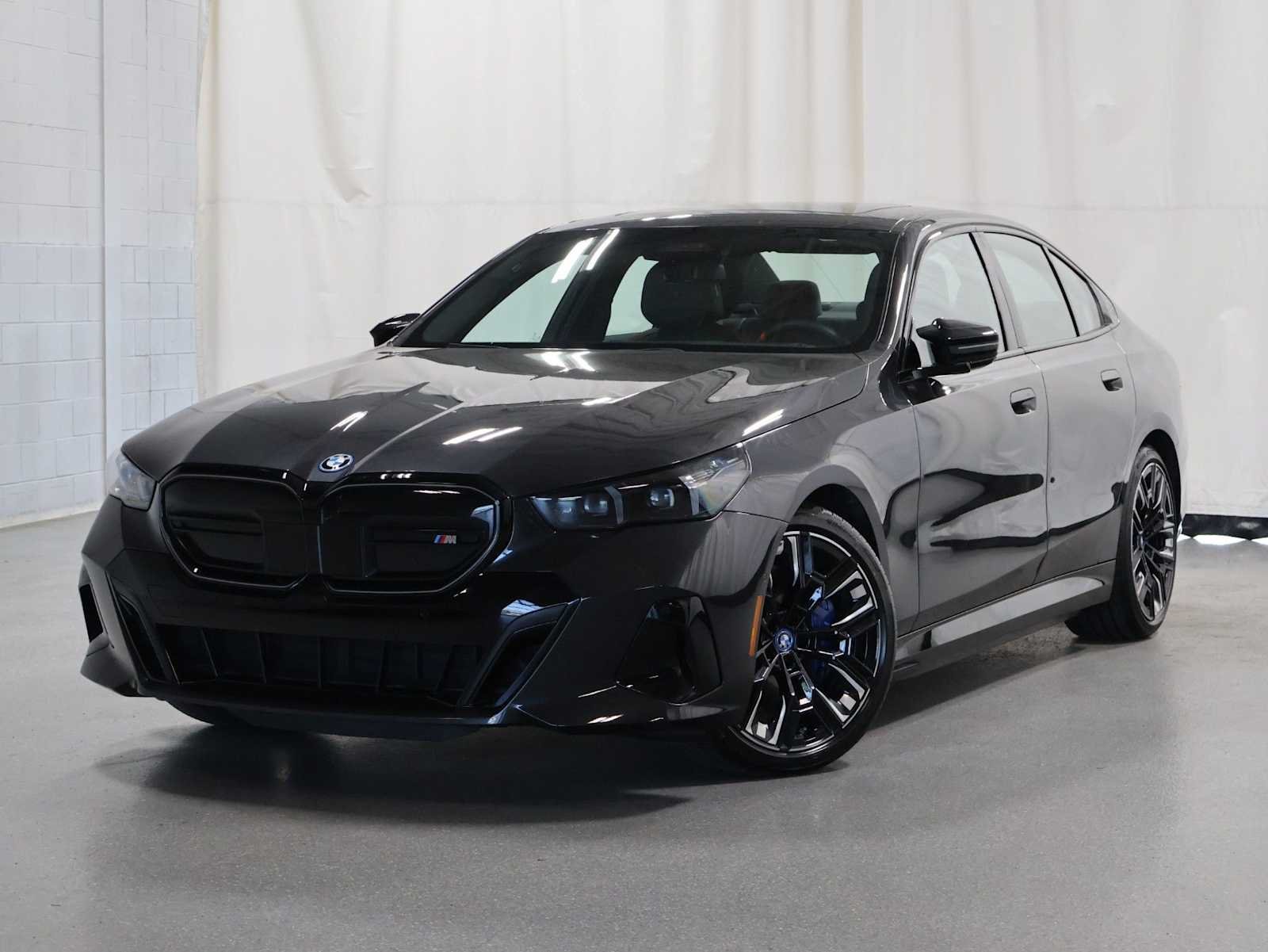 2025 BMW i5 M60 xDrive Sedan's photo