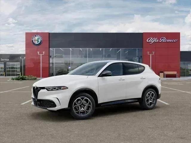 New 2025 Milano White Exterior Paint Alfa Romeo  image 81
