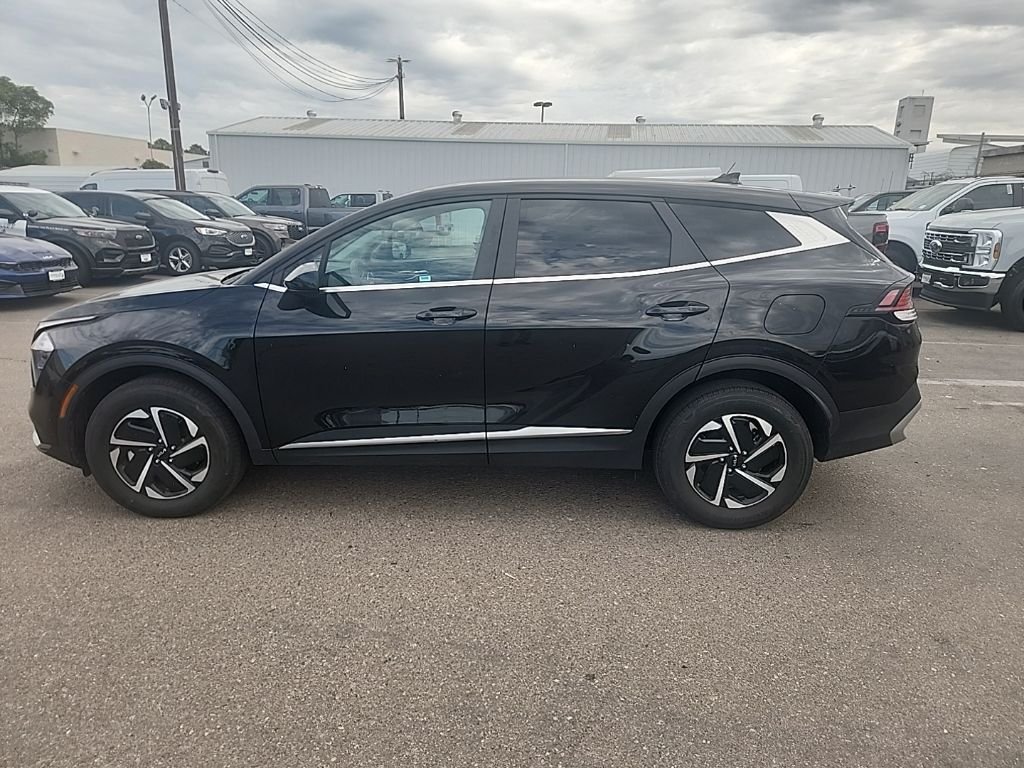 Used 2023 Black Kia LX image 10