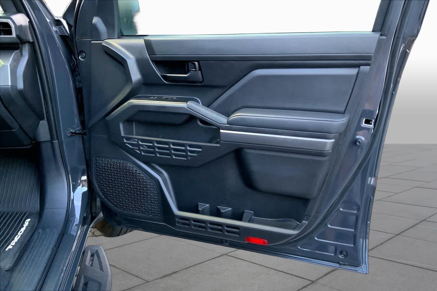 Used 2024 Underground Toyota SR5 image 20