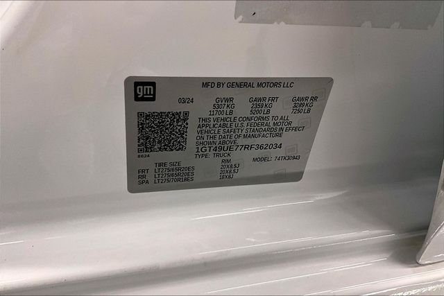 Used 2024 Summit White GMC SLT image 42