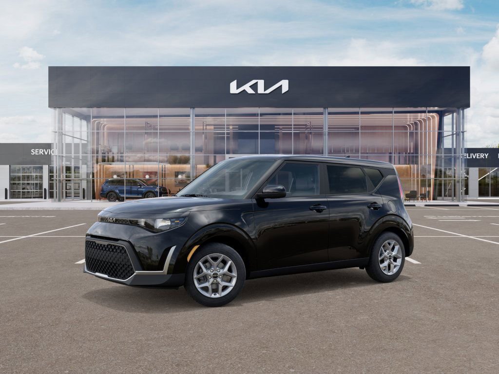 2025 Kia Soul LX S photo 4