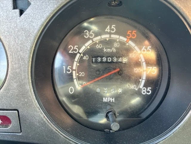 Used 1987 White Toyota Base image 11