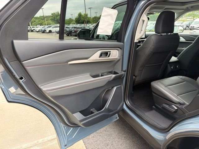 New 2026 Vapor Blue Metallic Ford Active image 11