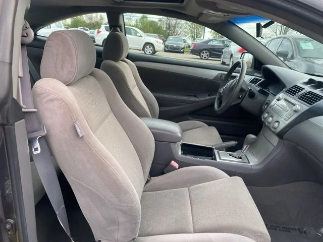 Used 2008 Gray Toyota  image 20