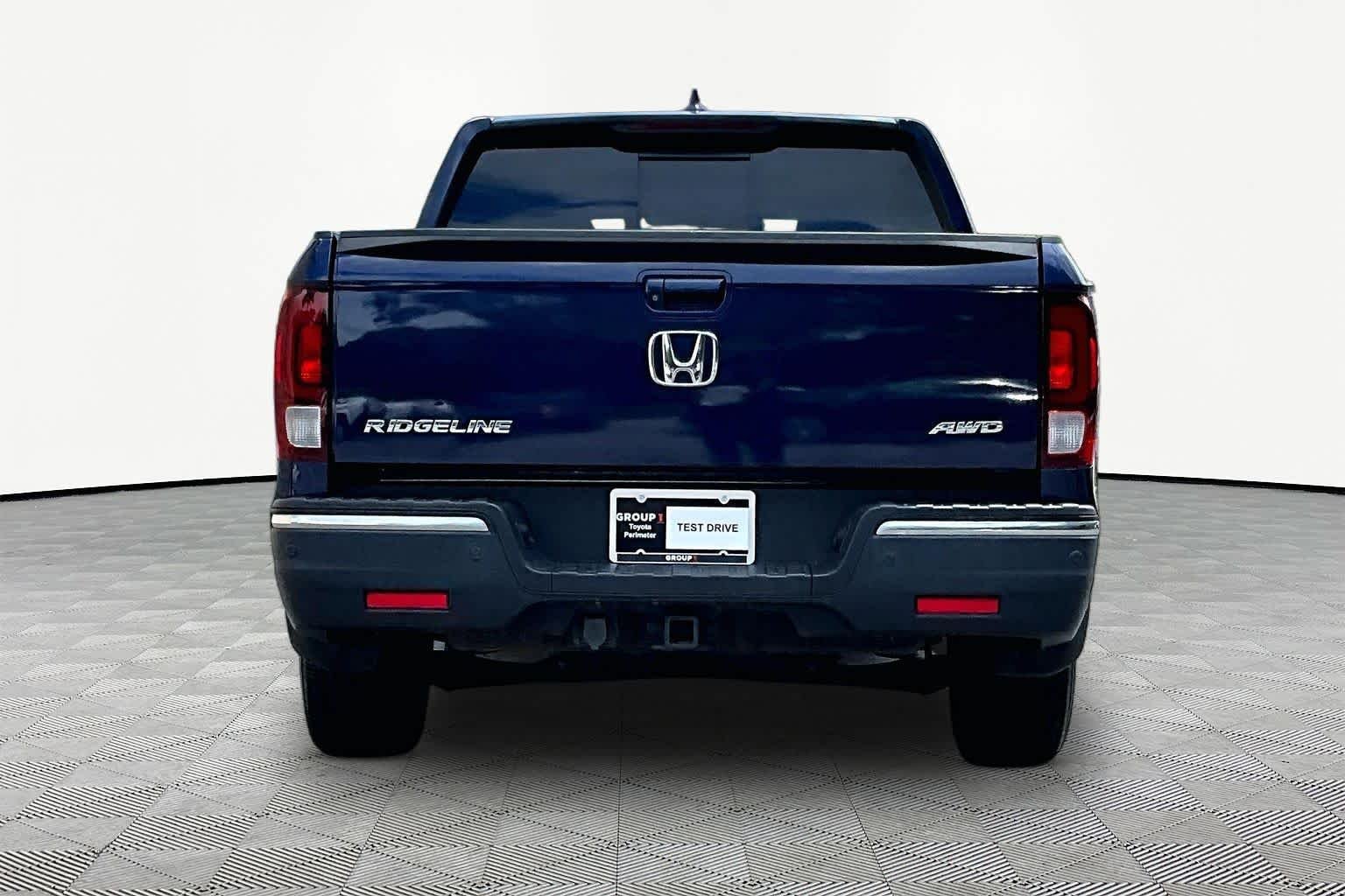 Used 2018 Obsidian Blue Pearl Honda RTL-E image 5