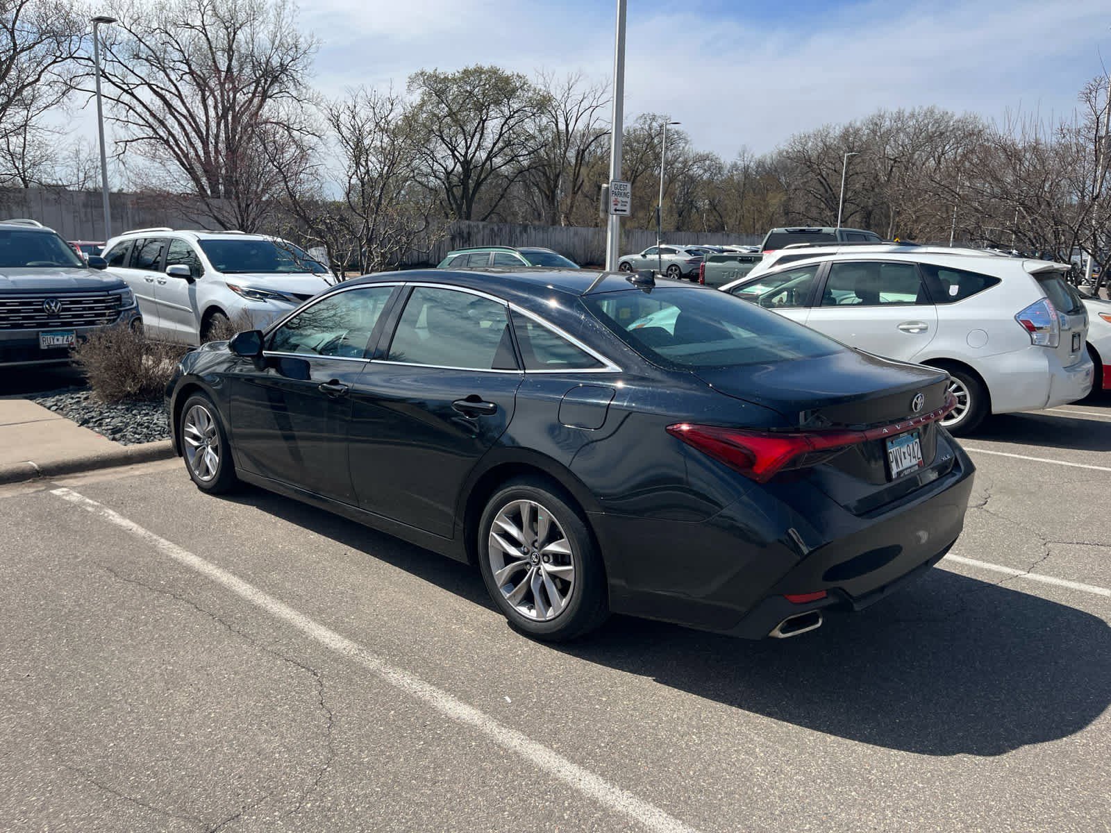 Used 2019 Midnight Black Metallic Toyota XLE image 3