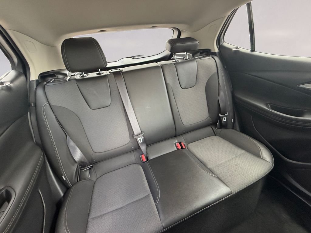 Used 2025 White Buick Preferred image 18