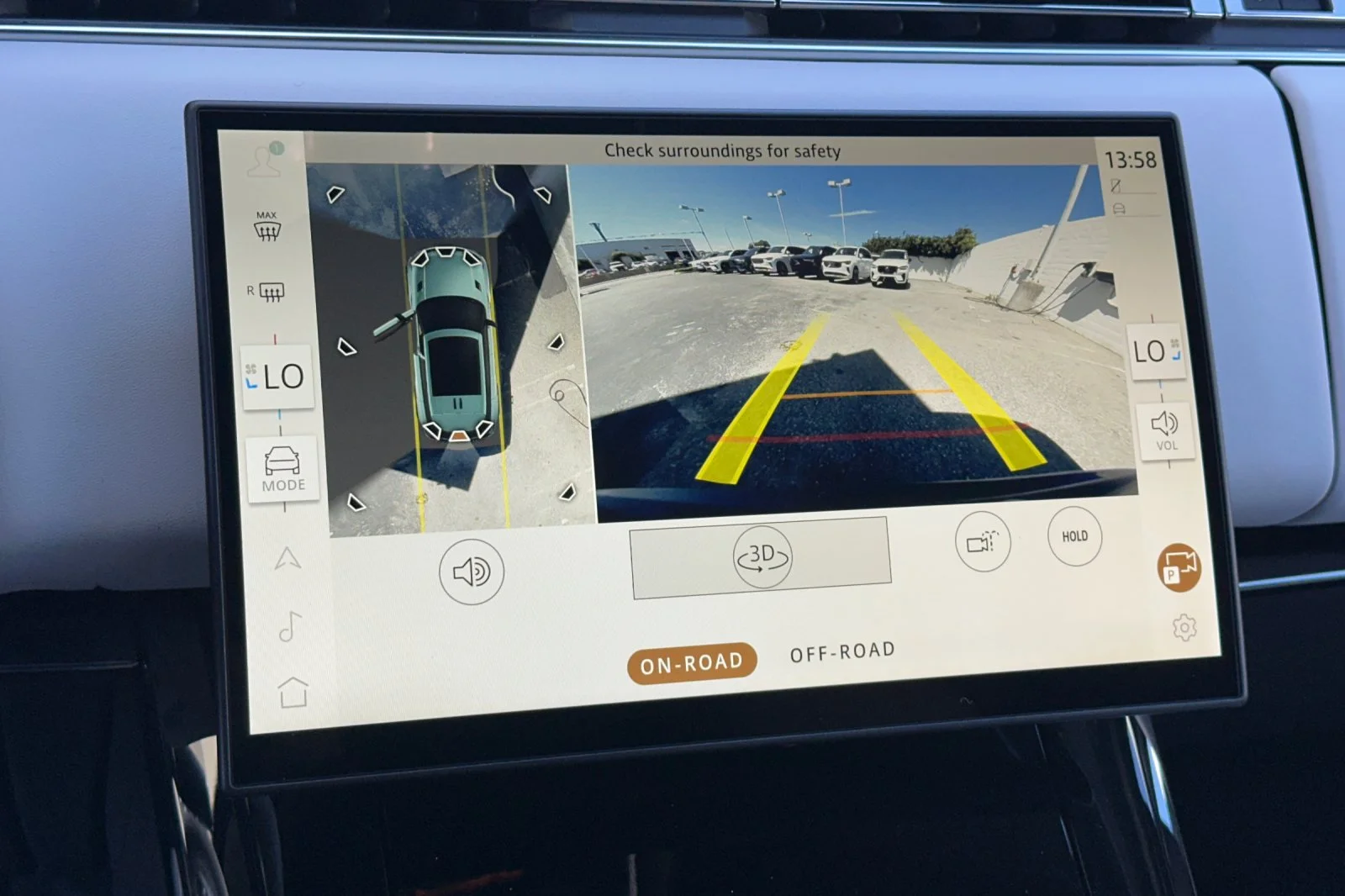 New 2026 Varesine Blue Land Rover SE image 19