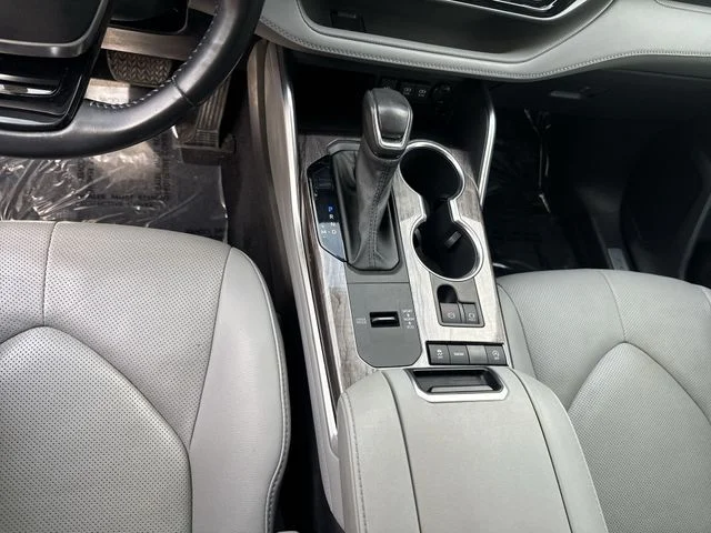 Used 2021 White Toyota Limited image 25