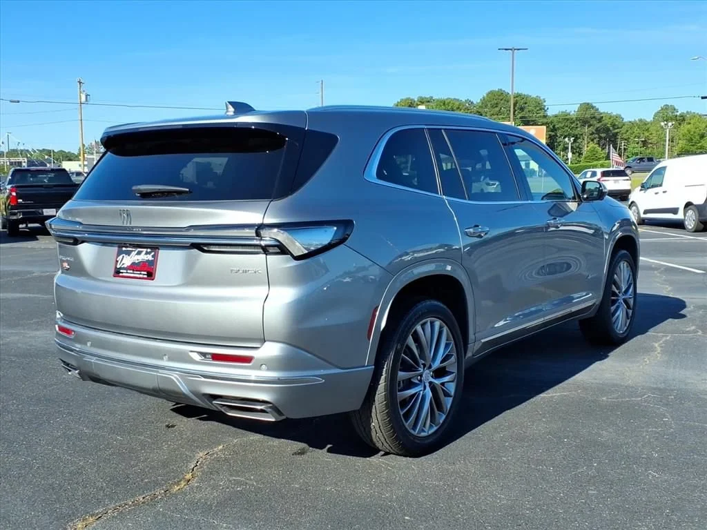 Used 2025 Moonstone Gray Metallic Buick Avenir image 19