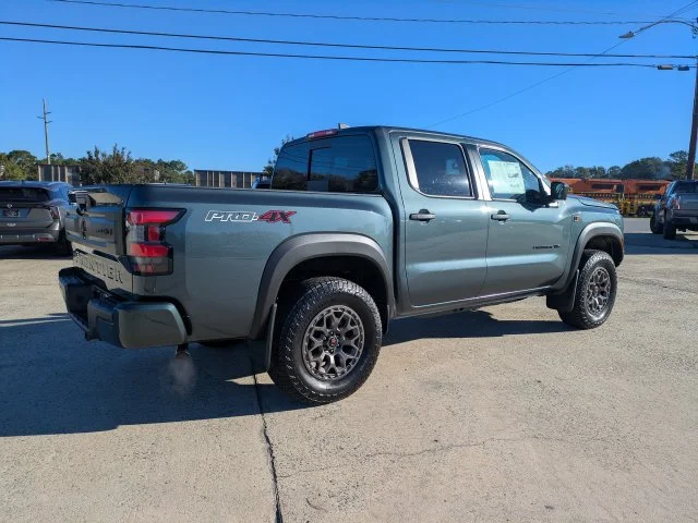 New 2027 White Nissan PRO-4X image 4