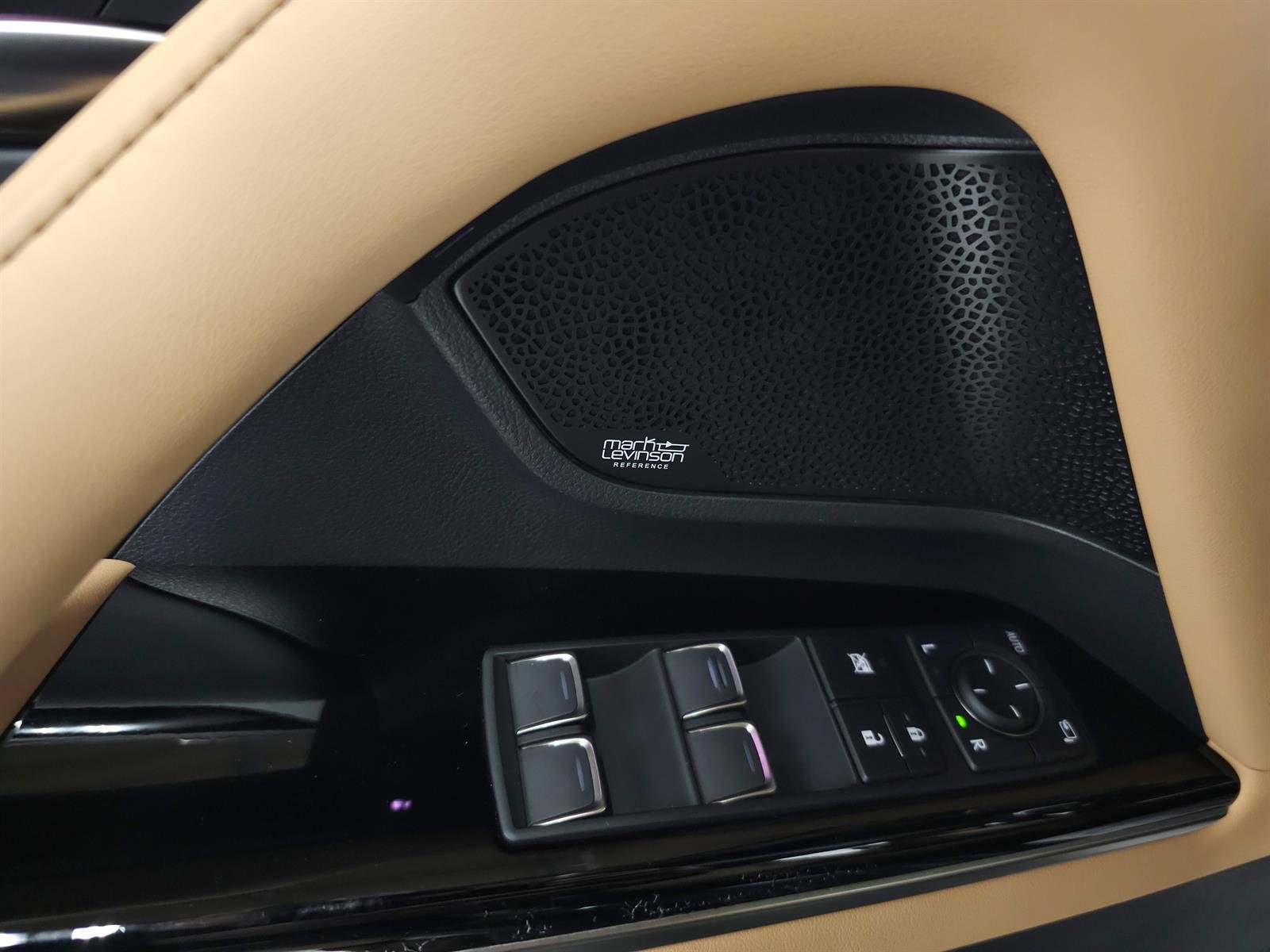 Certified Used 2025 Green Lexus Luxury image 18