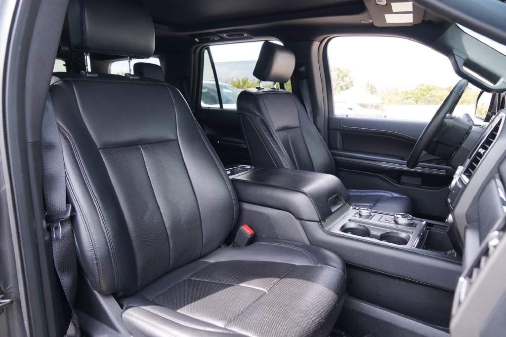 Used 2019 Magnetic Ford XLT image 23