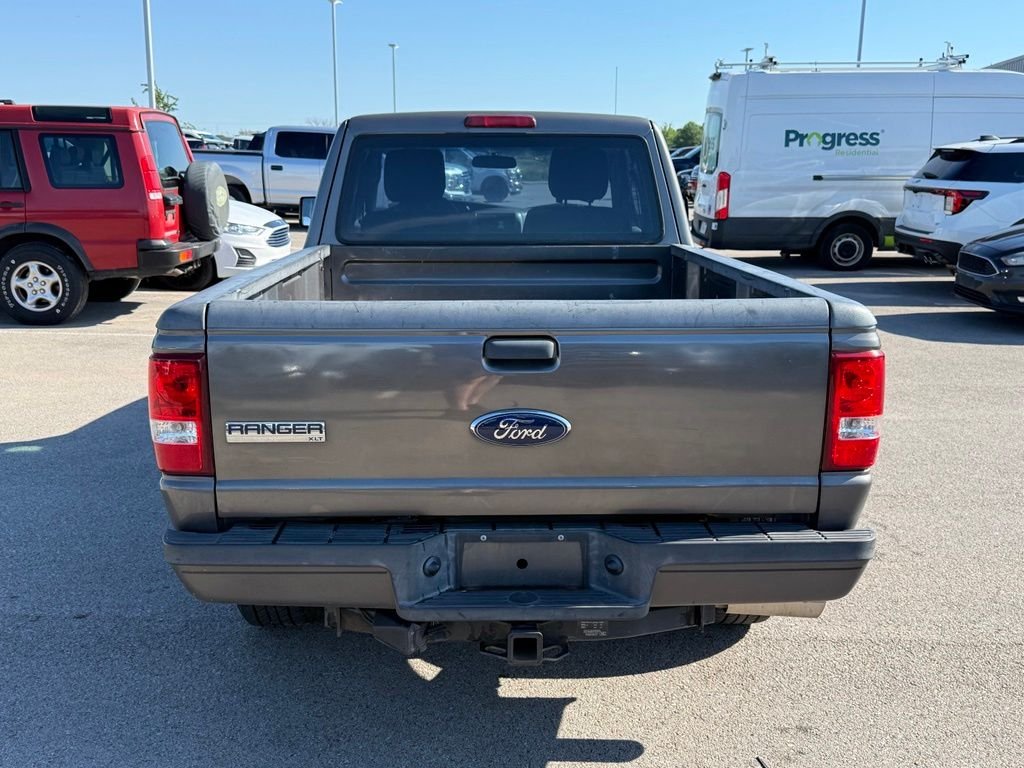 Used 2011 Gray Ford XLT image 9