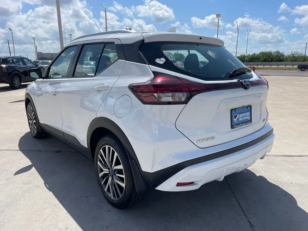 Used 2024 White Nissan SV image 5
