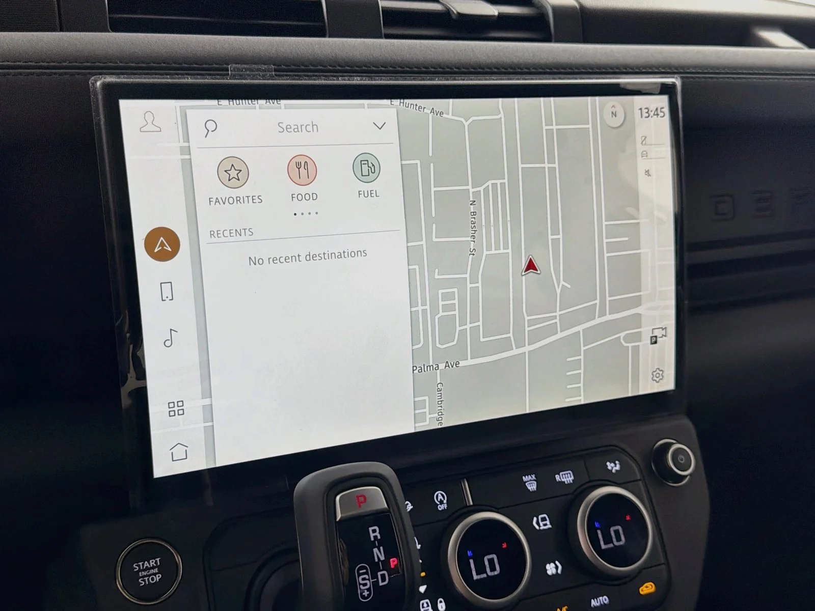 New 2026 Santorini Black Land Rover X-Dynamic SE image 14