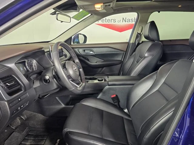 Used 2023 Blue Nissan SV image 14