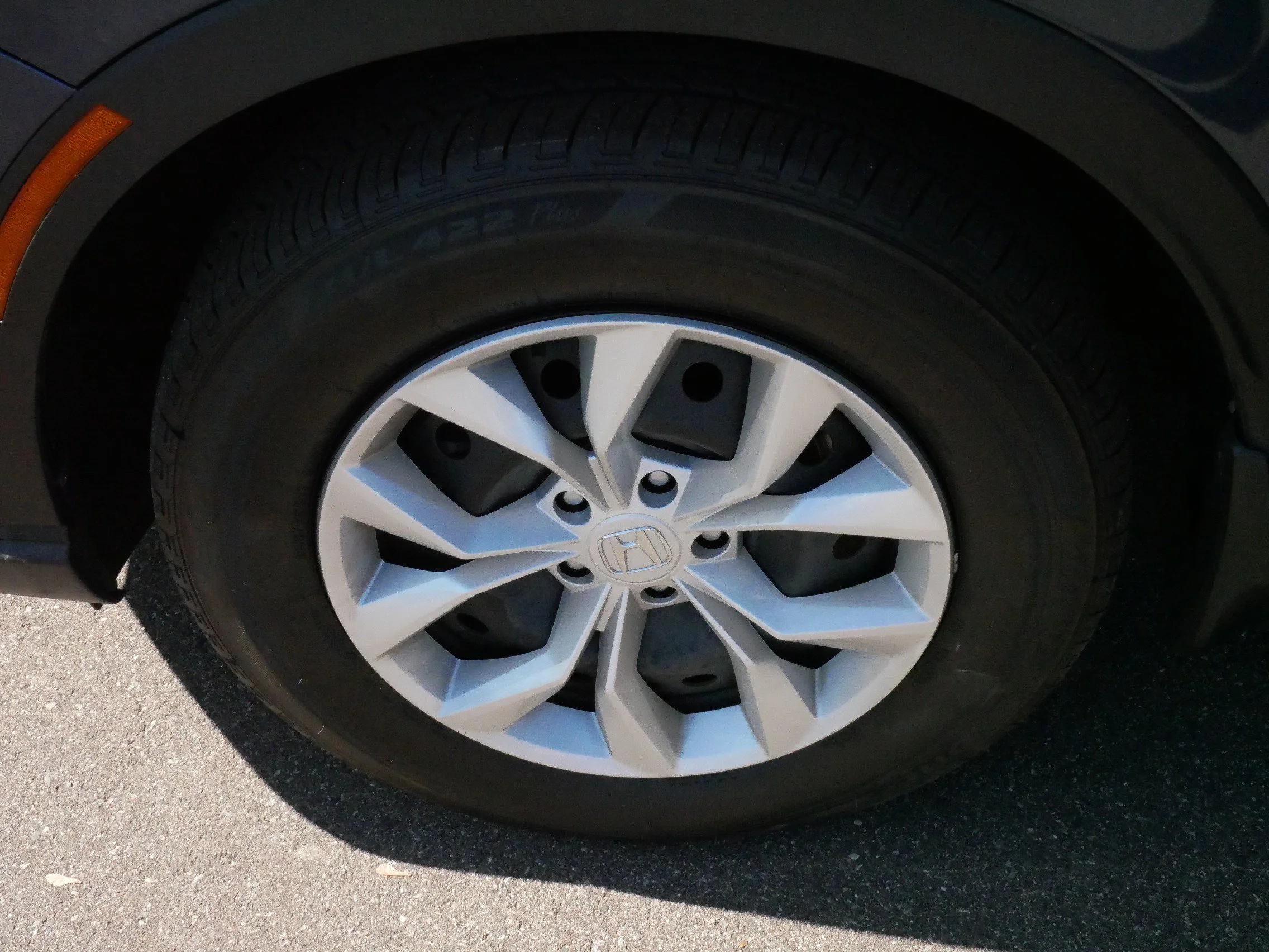 2024 Honda CR-V LX - Photo 15