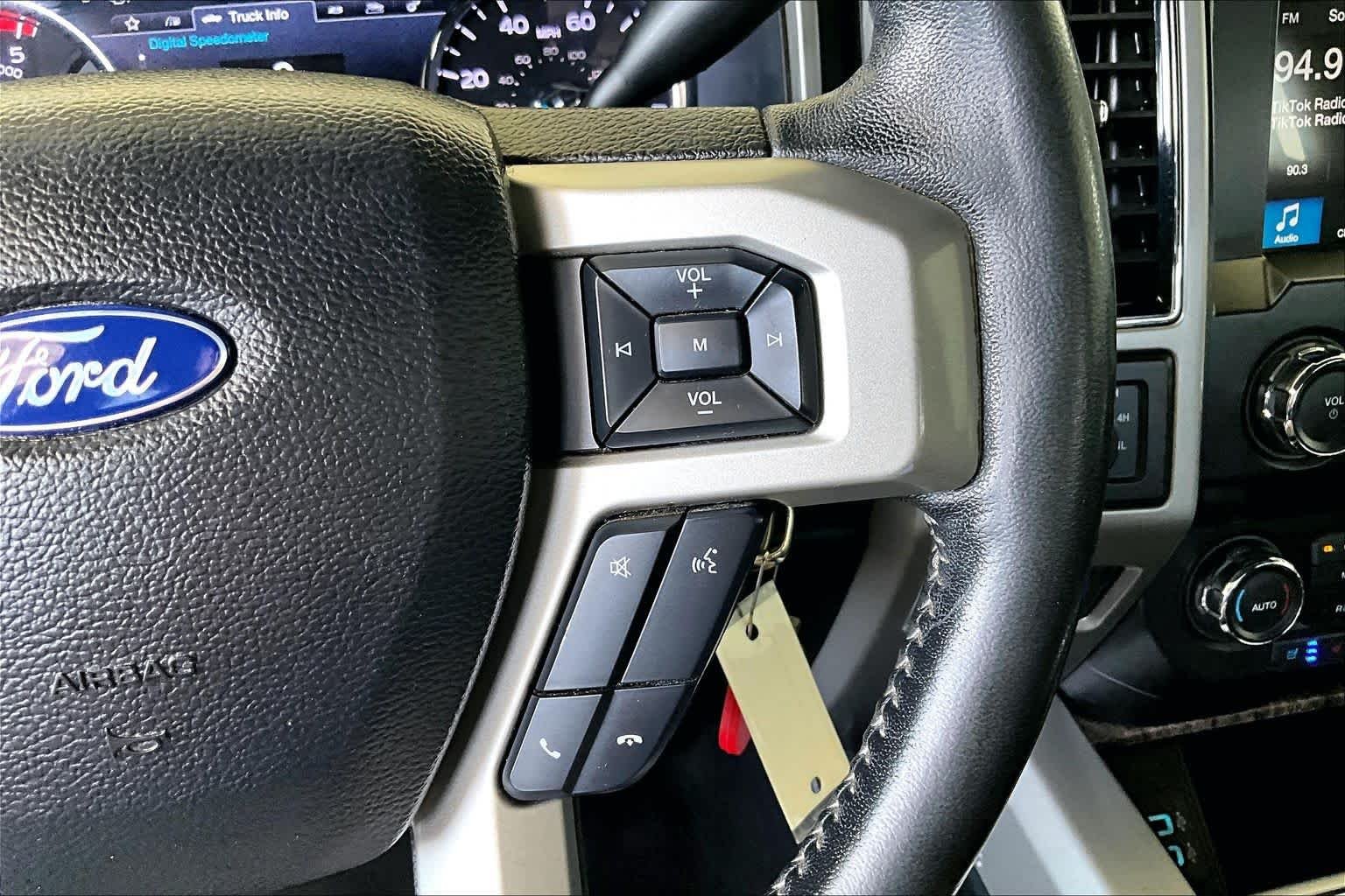 Used 2019 Oxford White Ford LARIAT image 24