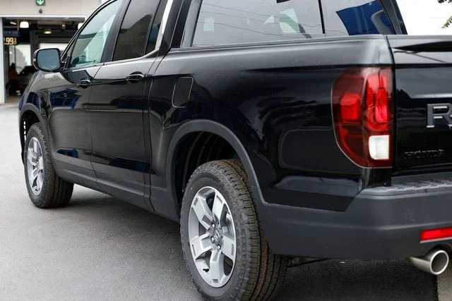 New 2026 Crystal Black Pearl Honda RTL image 11