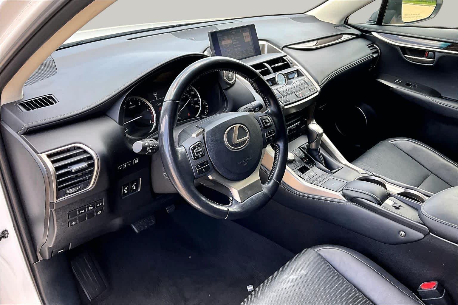 Used 2016 Eminent White Pearl Lexus  image 18