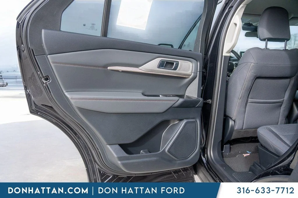 New 2026 Agate Black Metallic Ford Active image 17