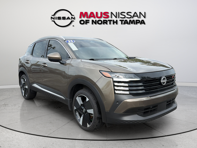 2025 Nissan Kicks SR