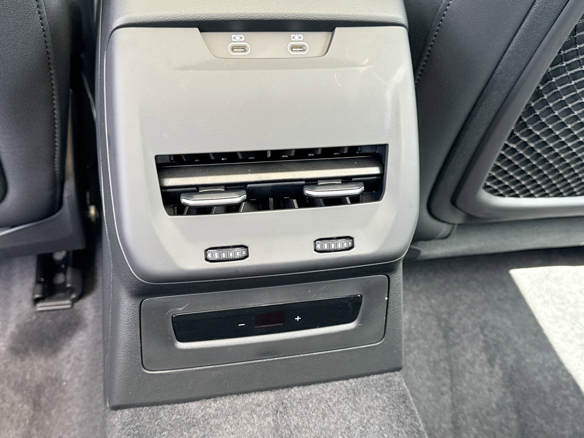 New 2026 Glacier White Metallic Audi Premium Plus image 18