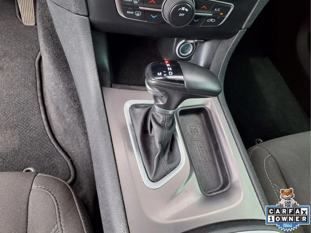 Used 2023 Blue Dodge SXT image 24