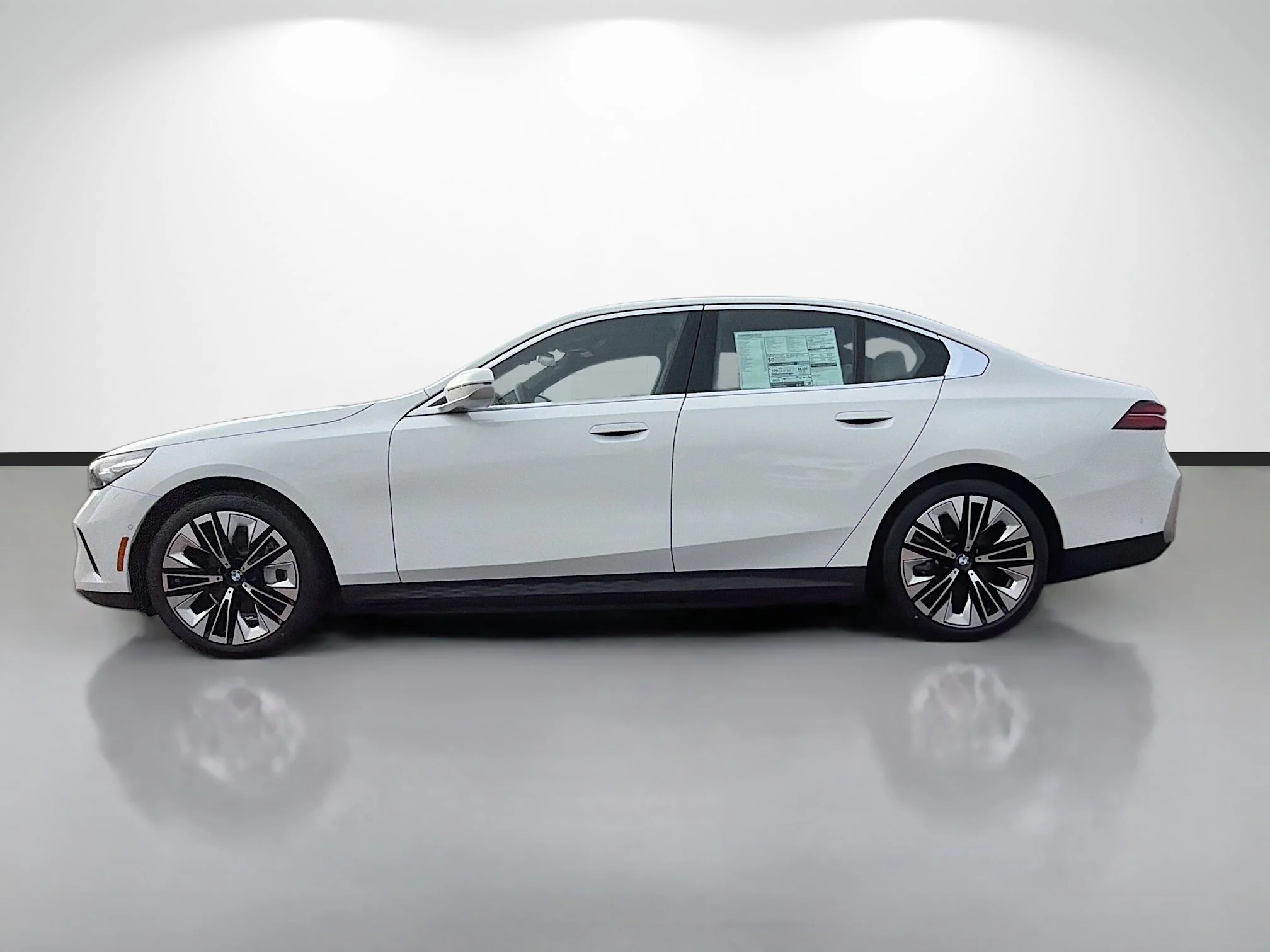 New 2026 Alpine White BMW eDrive40 image 6