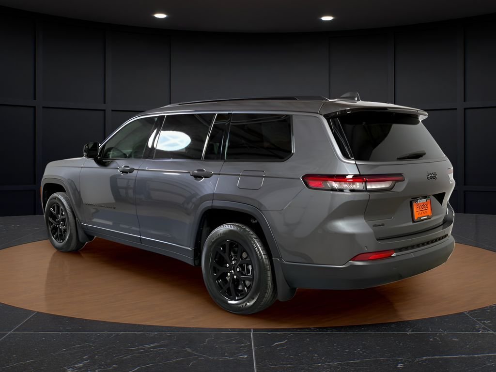 New 2026 Baltic Gray Metallic Clearcoat Jeep Altitude image 5