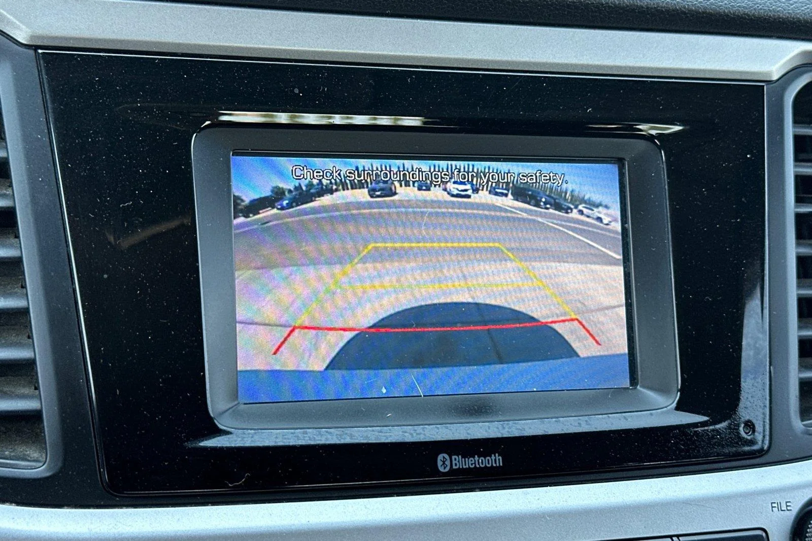 Used 2022 Olympus Silver Hyundai SE image 18