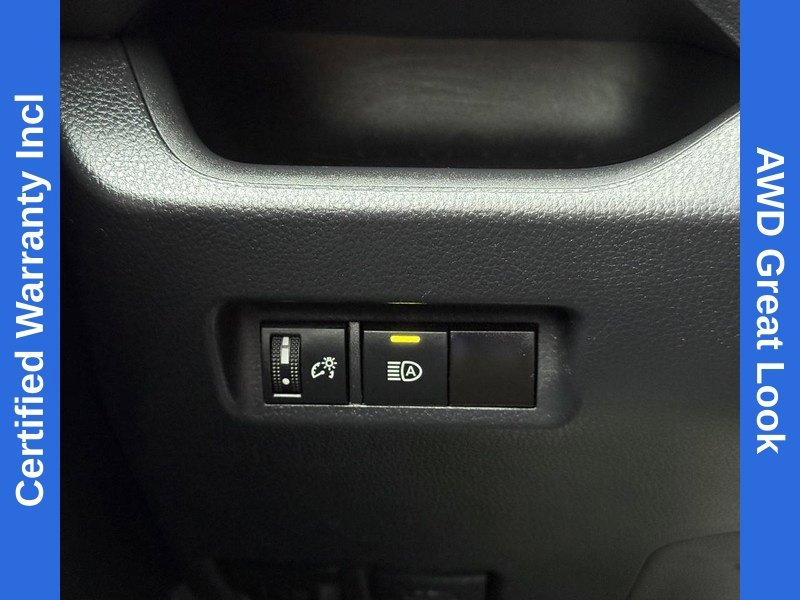Used 2023 Ice Toyota XLE image 29
