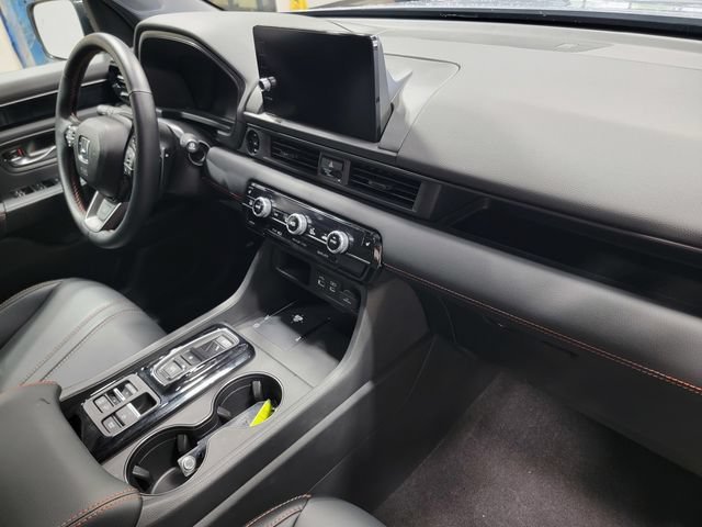 2025 Honda Pilot TrailSport - Photo 17
