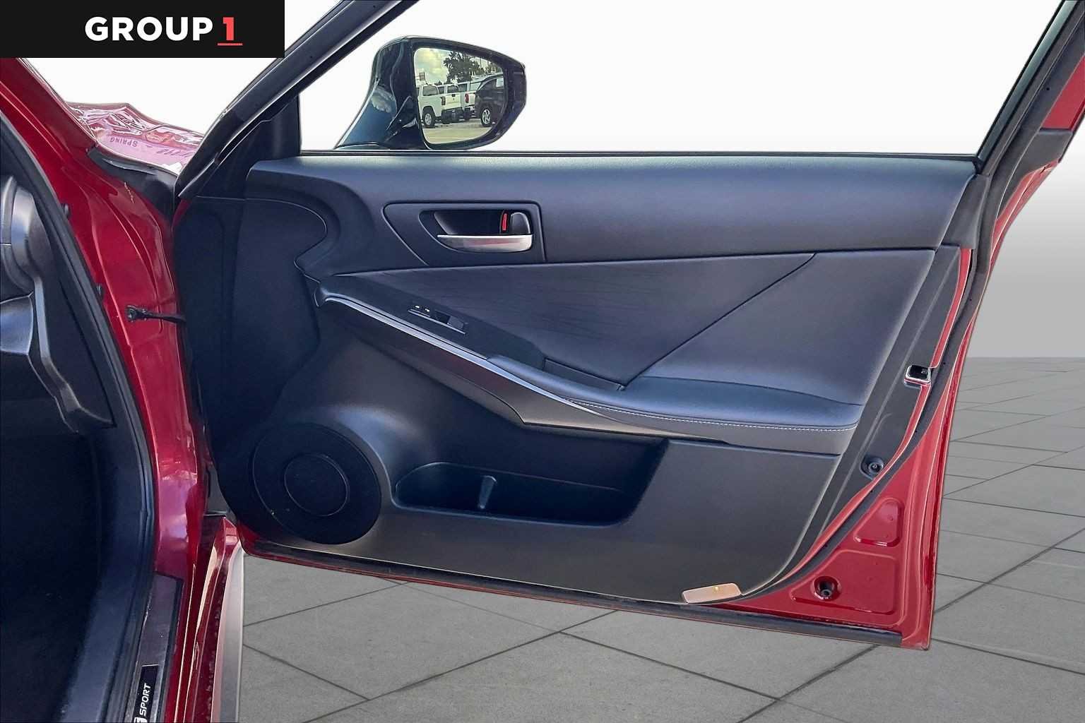 Used 2023 Matador Red Mica Lexus  image 44