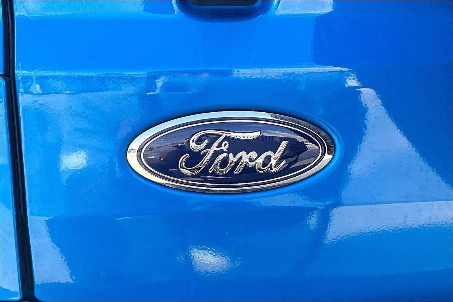 Used 2024 Velocity Blue Metallic Ford Big Bend image 31
