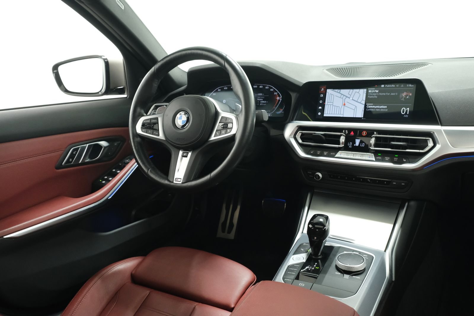 Used 2022 Black Sapphire Metallic BMW M340i xDrive image 10
