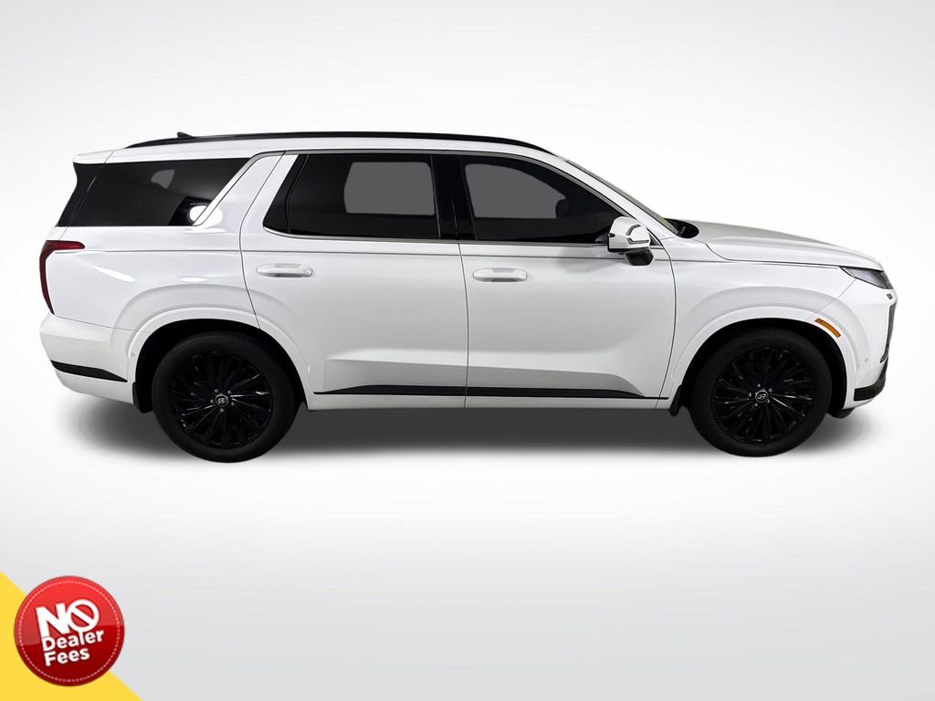 Used 2025 White Hyundai Calligraphy Night Edition image 2