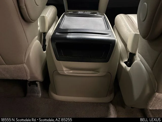 Used 2017  Toyota XLE image 24