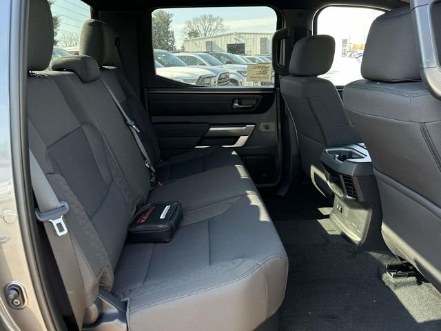 2026 Toyota Tundra SR5 - Photo 14