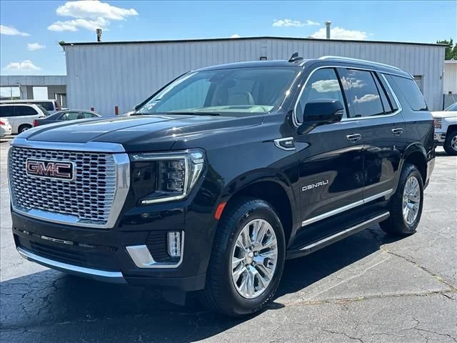 Used 2024 Black GMC Denali image 5