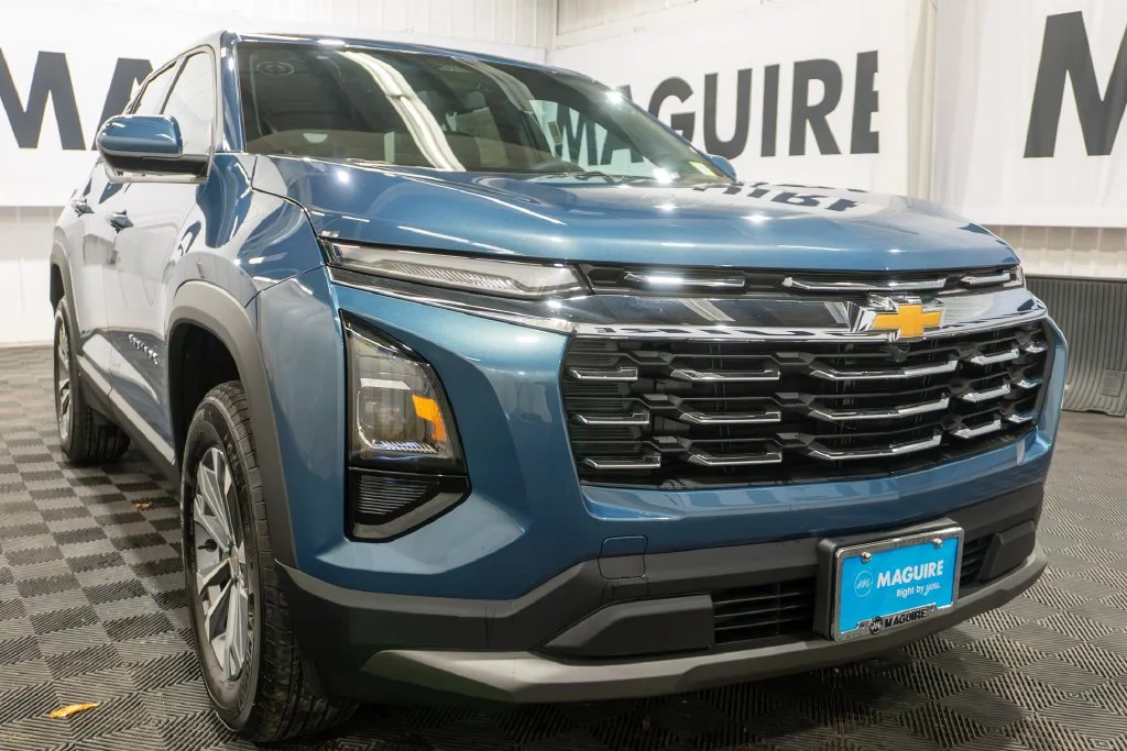 New 2027 Lakeshore Blue Metallic Chevrolet LT image 4